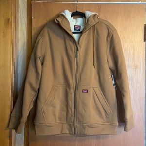 NWT Men’s Wrangler water repellent sherpa lined jacket